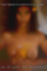 I'm 32 wife 5'10 slim/athletic build.